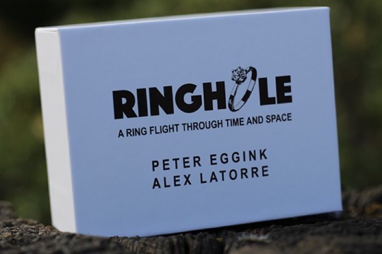 Ringhole by peter eggink